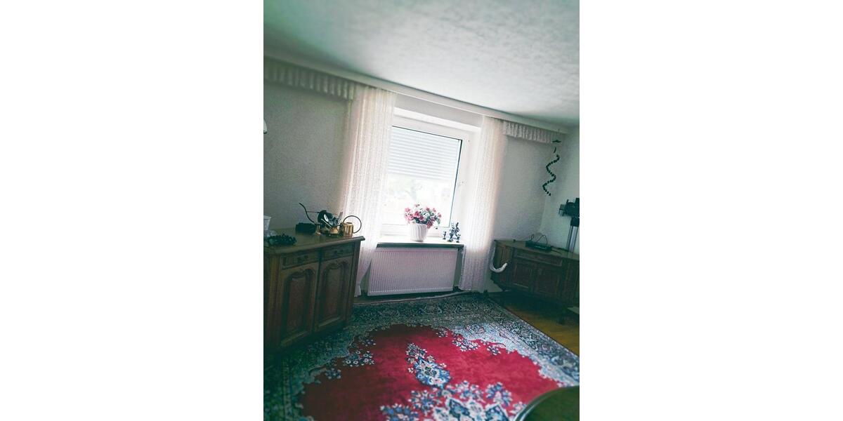 Reihenhaus Hermeskeil - 5 Zimmer, 135 m&sup2;, 210.000&euro; | Angebot:25948087