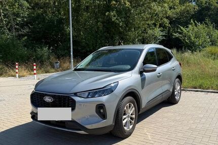 Ford Kuga 20.050 km 23.600 &euro; Bad Laer 49196