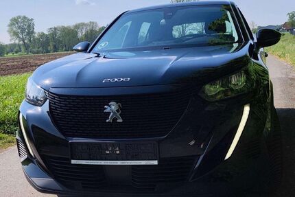 Peugeot 2008 94.000 km 13.200 &euro; Borgholzhausen 33829