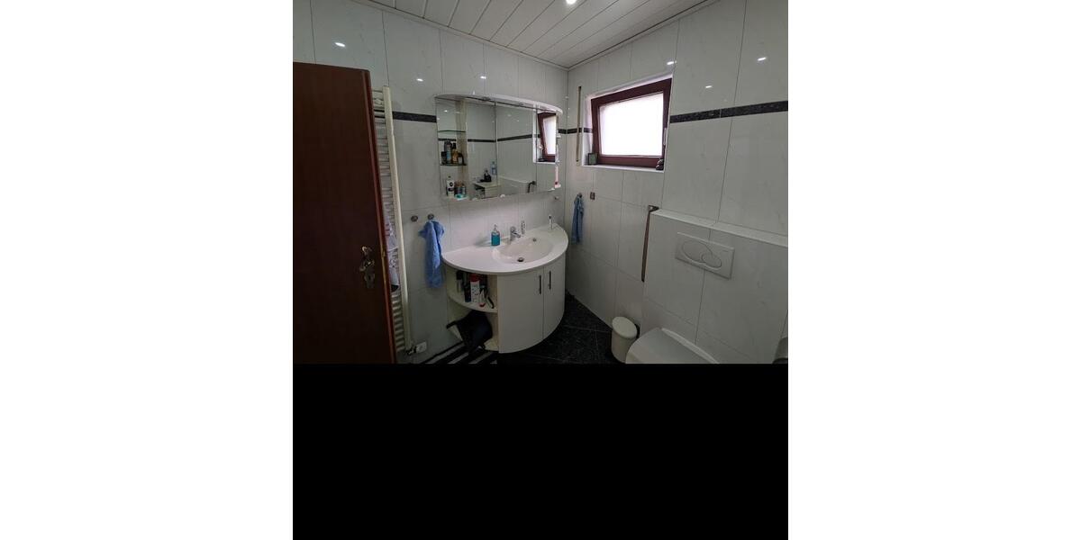 Erdgeschoßwohnung Bremen Vegesack - 4 Zimmer, 114 m&sup2;, 1.100&euro; | Angebot:26279609