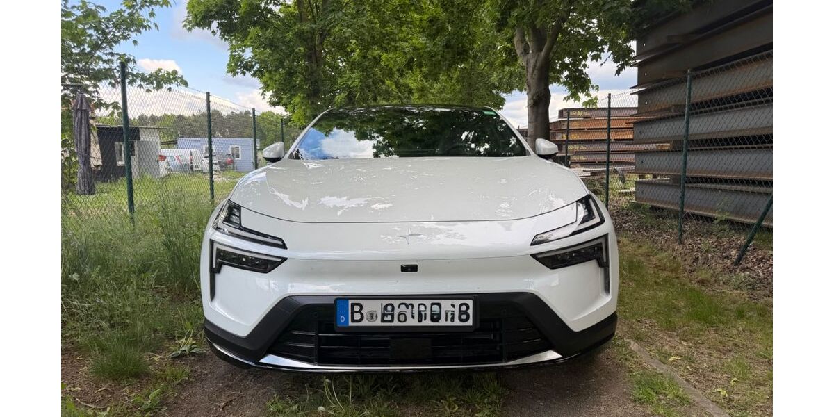 Polestar 4 1.265 km 48.900 &euro; Mittenwalde 15749