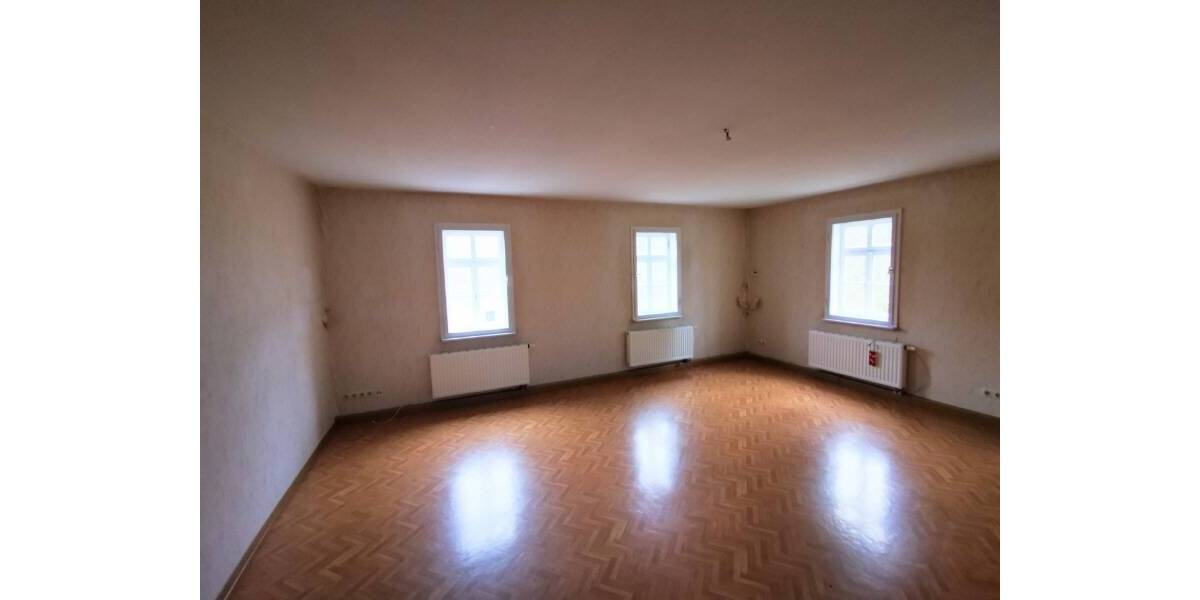 Mehrfamilienhaus, Wohnhaus Grünberg Grünberg - 7 Zimmer, 262 m&sup2;, 118.000&euro; | Angebot:26658942