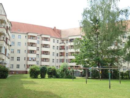 Wohnung zum Mieten in Dresden 424 € 56.49 m²