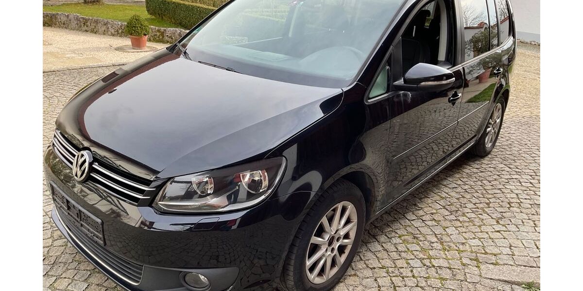 VW Touran 340.000 km 3.700 &euro; Mehring 84561