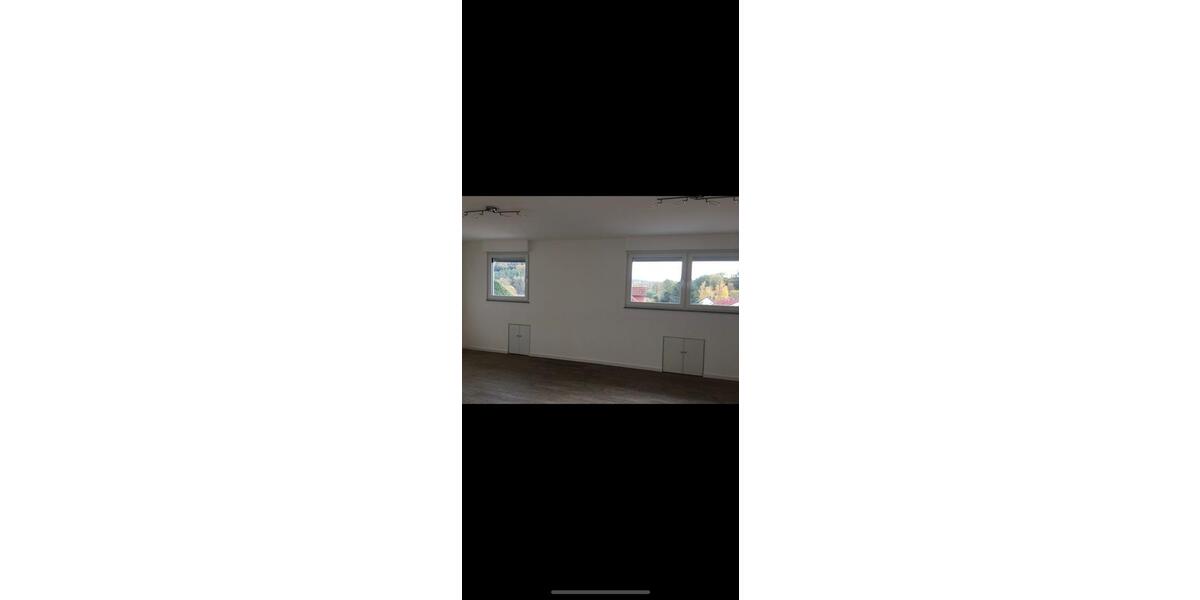 Etagenwohnung Ramstein-Miesenbach Miesenbach - 7 Zimmer, 260 m&sup2;, 2.600&euro; | Angebot:26580463