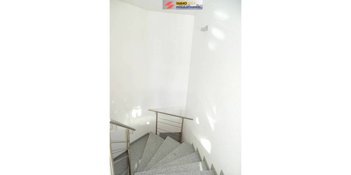 Einfamilienhaus Grenzach-Wyhlen Wyhlen - 7 Zimmer, 400 m&sup2;, 2.200.000&euro; | Angebot:25727824