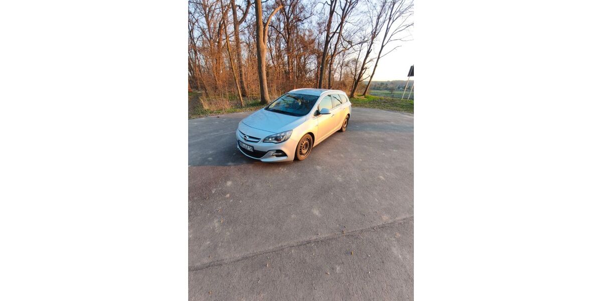 Opel Astra 156.000 km 7.199 &euro; Könnern 06420