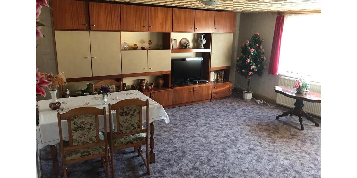 Einfamilienhaus Meißen - 7 Zimmer, 135 m&sup2;, 1.250&euro; | Angebot:25161933