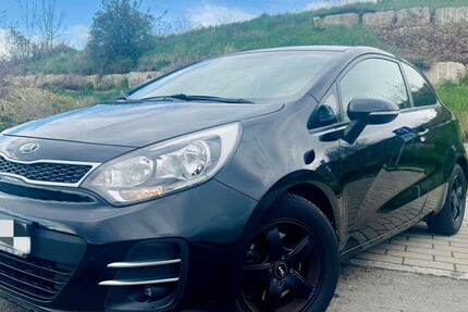 Kia Rio 93.000 km 5.920 &euro; Mutterstadt 67112