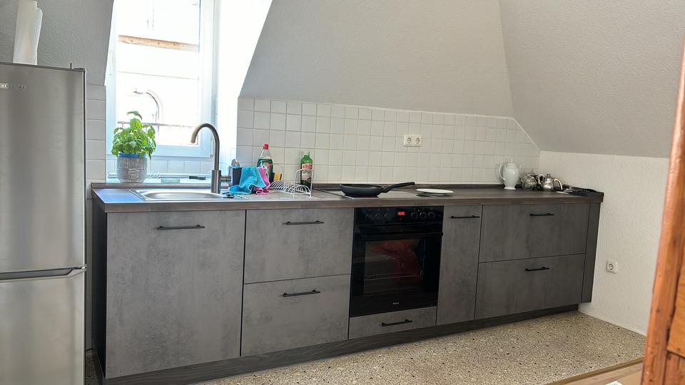Dachgeschoßwohnung Trier Kürenz - 2 Zimmer, 47 m&sup2;, 850&euro; | Angebot:25436199