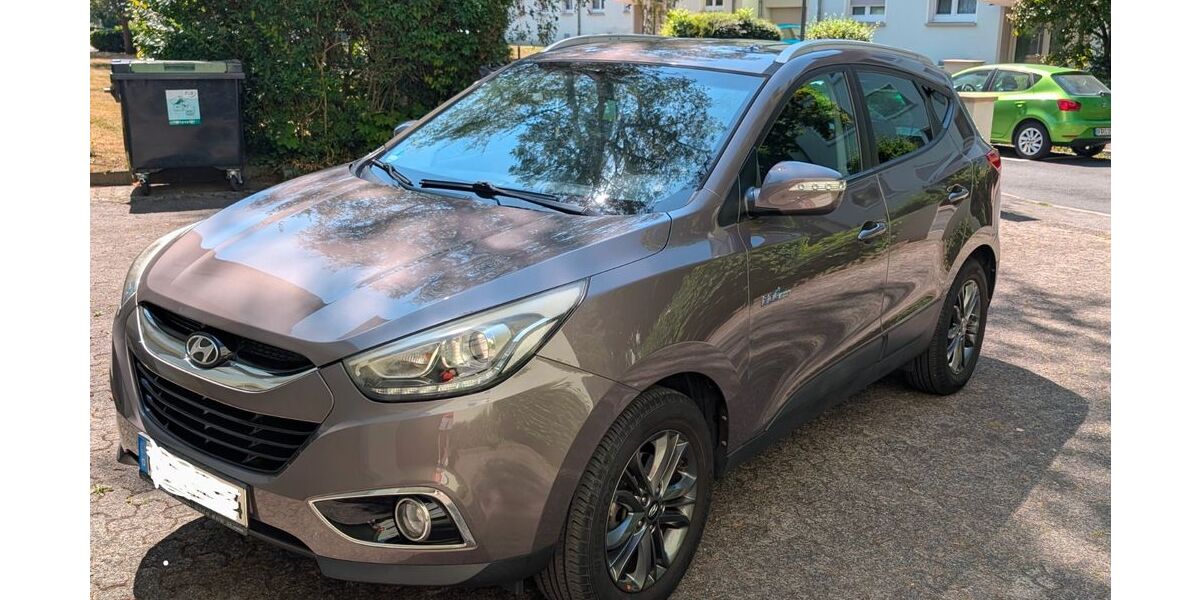 Hyundai ix35 71.200 km 8.990 &euro; Frankfurt 60433