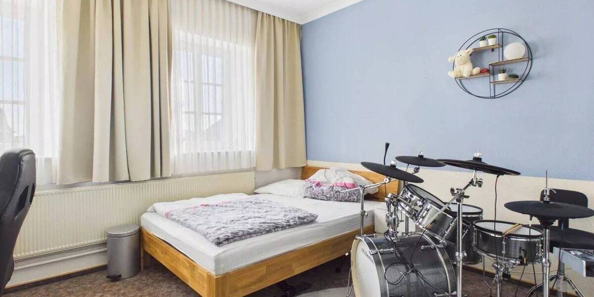 Gewerbeobjekt Üttfeld - 1 Zimmer, 295.000&euro; | Angebot:26377062