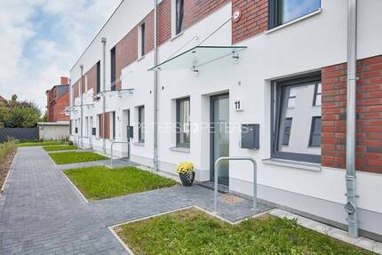 Wohnung Schwerin Werdervorstadt - 5 Zimmer, 134 m&sup2;, 1.499&euro; | Angebot:26066103
