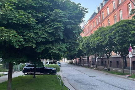 Frisch sanierte 1,5-Zimmer-Wohnung in Hamburg-Neustadt - ideal für Singles