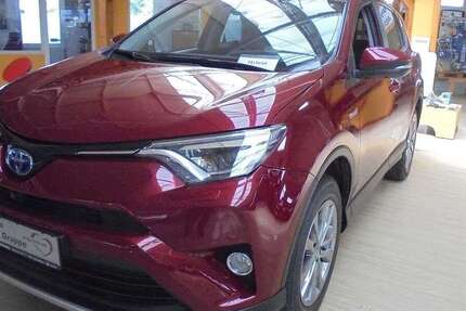 Toyota RAV4 50.882 km 22.990 &euro; Hamburg 22043