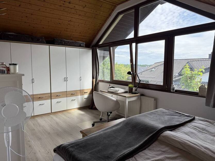 *** WEDOW *** Helle Dachgeschoßwohnung in Roetgen