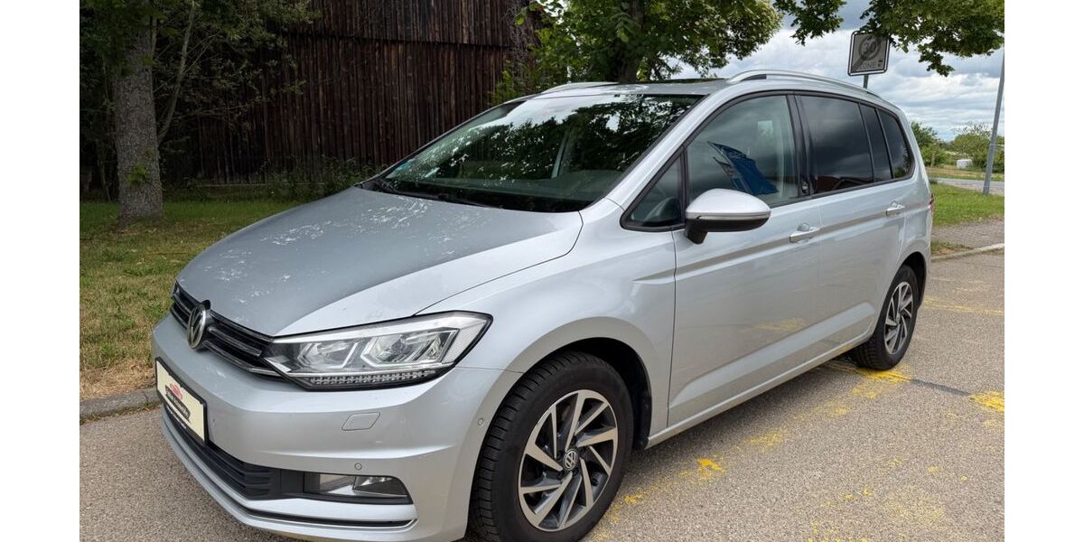 VW Touran 304.745 km 8.800 &euro; Freudenberg 97896