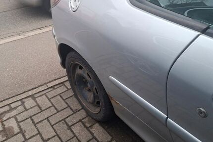 Peugeot 206 195.300 km 1.100 &euro; trossingen 78647