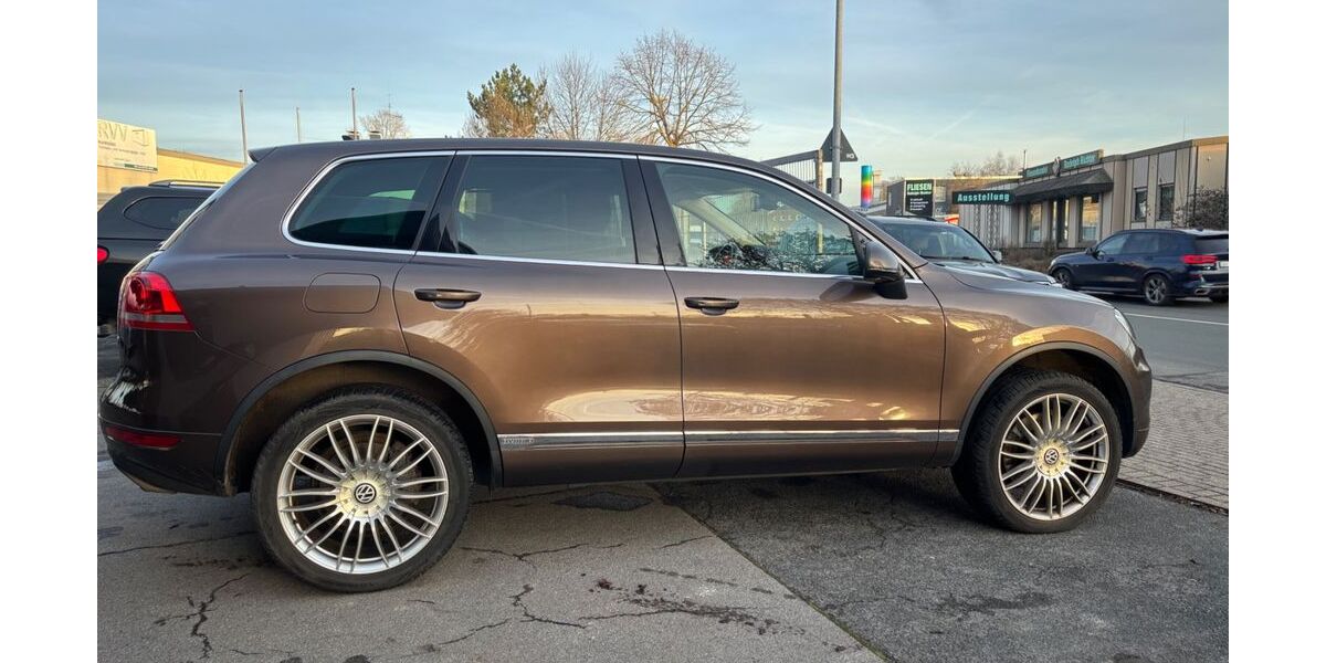VW Touareg 211.000 km 9.750 &euro; Essen 45356