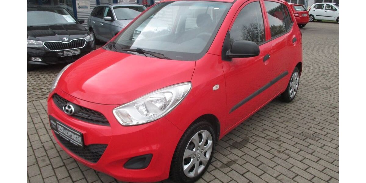 Hyundai i10 25.190 km 5.900 &euro; Memmingen 87700