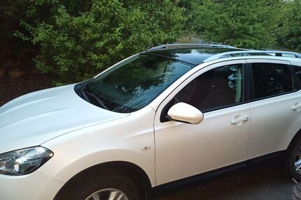 Nissan Qashqai 83.500 km 9.800 &euro; Bernburg 06406
