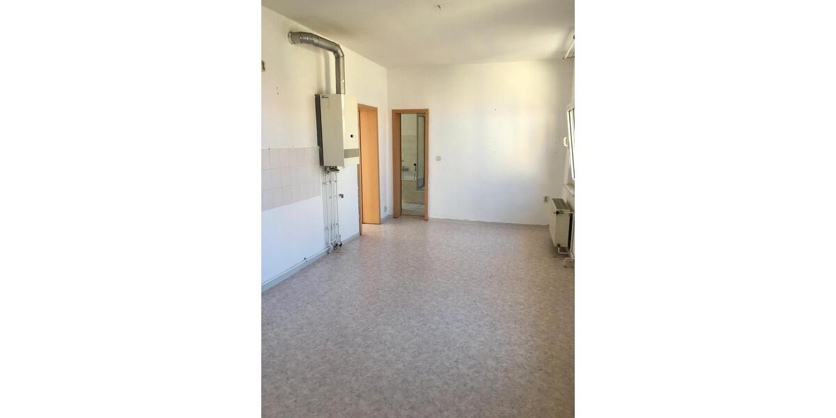 Etagenwohnung Ballenstedt - 3 Zimmer, 80 m&sup2;, 400&euro; | Angebot:26235243