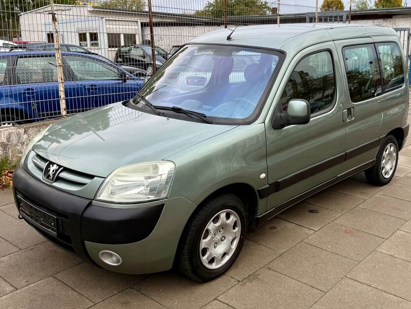 Peugeot Partner 188.000 km 2.950 € Hamburg 20097