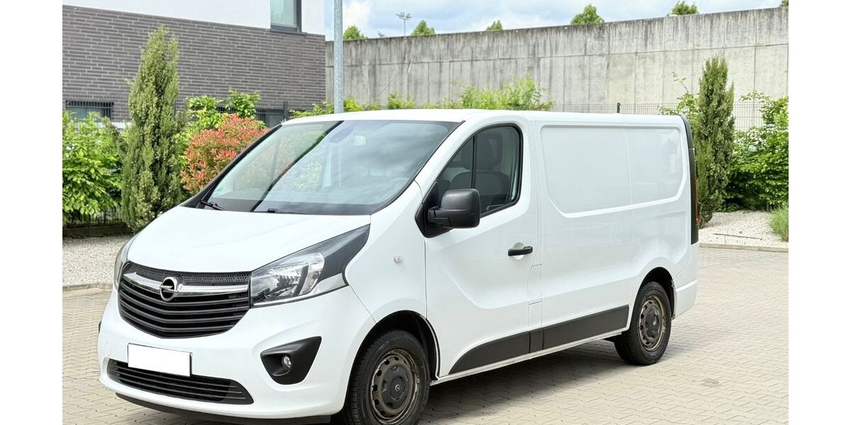 Opel Vivaro 289.000 km 6.999 &euro; Harheim 60437