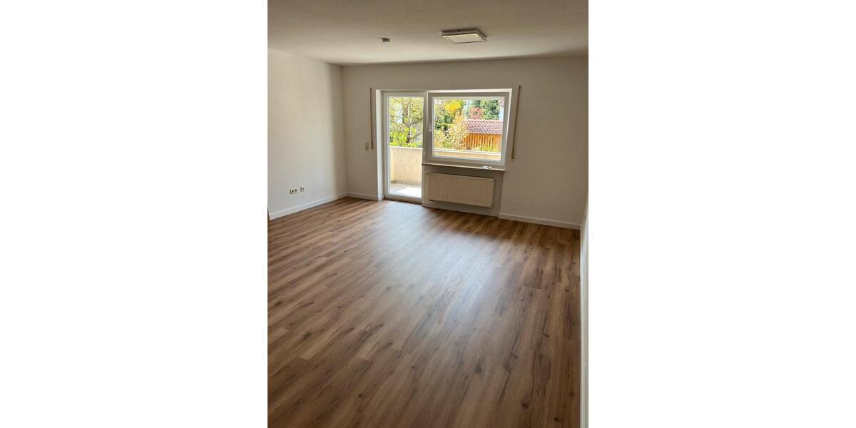 Etagenwohnung Ellwangen (Jagst) - 2 Zimmer, 50 m&sup2;, 620&euro; | Angebot:26316439