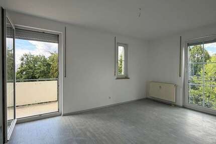 Wohnung Amberg - 3 Zimmer, 67 m&sup2;, 466&euro; | Angebot:27322753