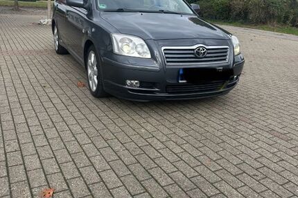 Toyota Avensis 96.000 km 5.549 € Fröndenberg 58730
