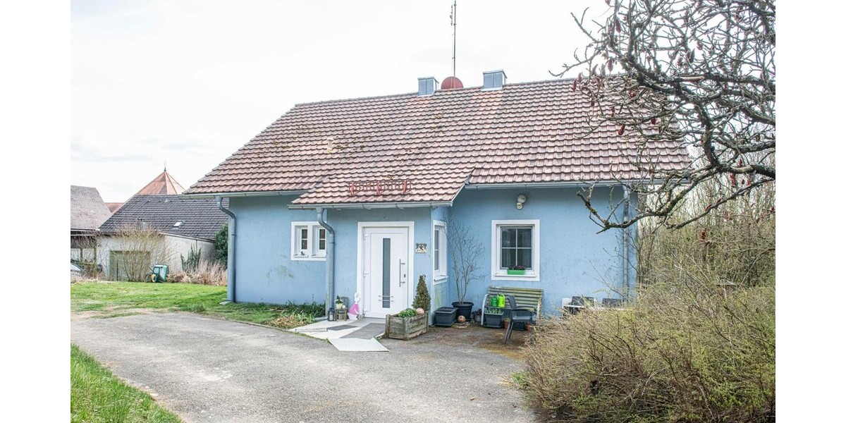 Einfamilienhaus mit großem Grundstück in ruhiger Lage - Einfamilienhaus Tiefenbach | Angebot:24788003