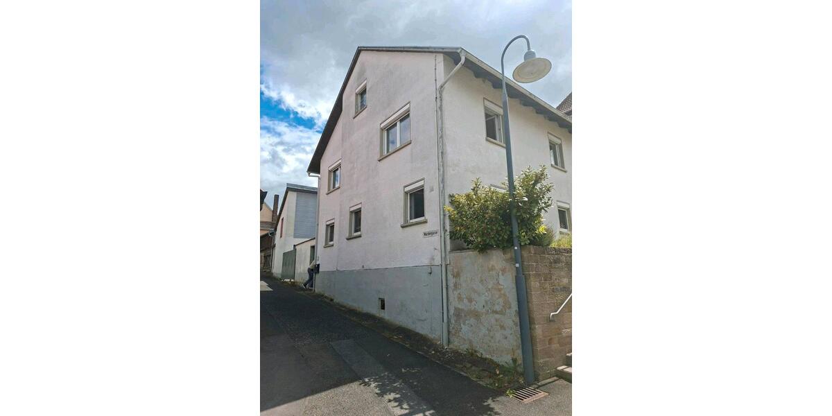 Einfamilienhaus Sulzfeld - 5 Zimmer, 116 m&sup2;, 159.000&euro; | Angebot:26985088