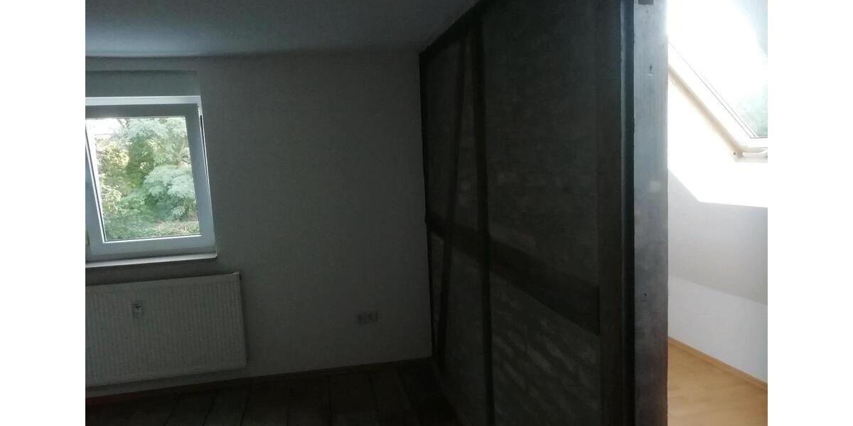 Dachgeschoßwohnung Milower Land - 2 Zimmer, 75 m&sup2;, 900&euro; | Angebot:13025697