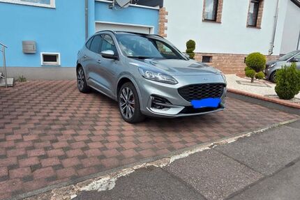 Ford Kuga 25.500 km 28.000 &euro; Saarwellingen 66793