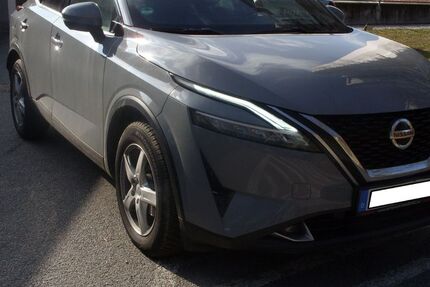 Nissan Qashqai 51.900 km 25.950 &euro; Regensburg 93057