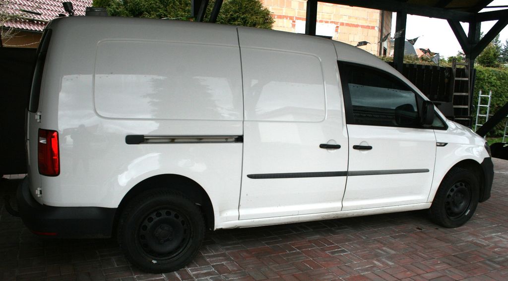 VW Caddy 252.900 km 9.999 &euro; Breitungen 98597