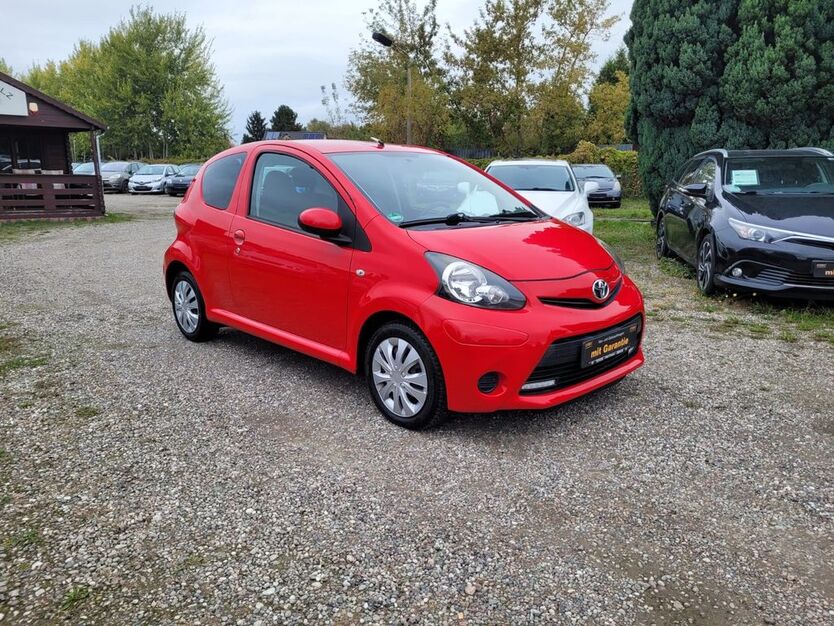 Toyota Aygo (X) 85.000 km 2.990 € Berlin 13127
