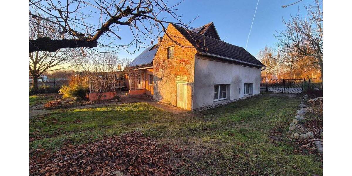 Wohnhaus mit großem Potenzial in Neubrandenburg 4 zimmer