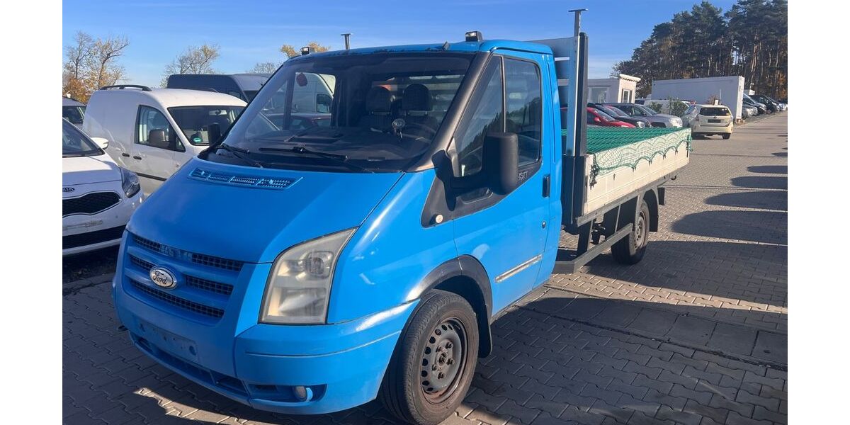 Ford Transit 148.000 km 2.799 &euro; Wildau 15745