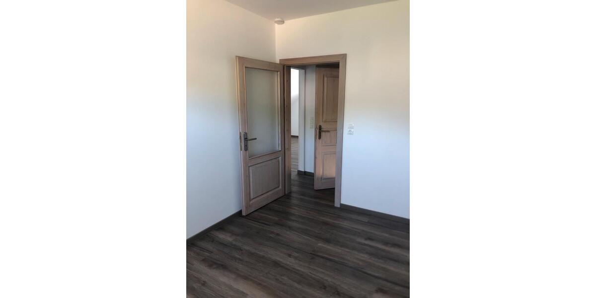 Dachgeschoßwohnung Bergneustadt - 2 Zimmer, 58 m&sup2;, 675&euro; | Angebot:26397852