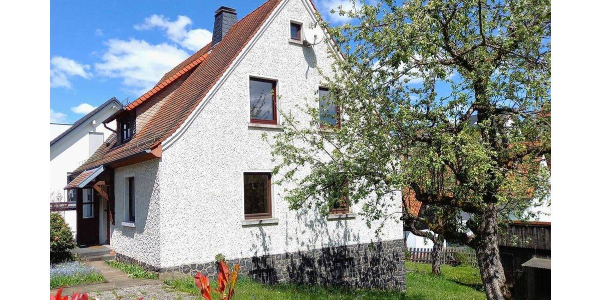 VERKAUFT: Freistehendes Einfamilienhaus in der Rhön - Wohnen wo andere Urlaub machen 5 zimmer