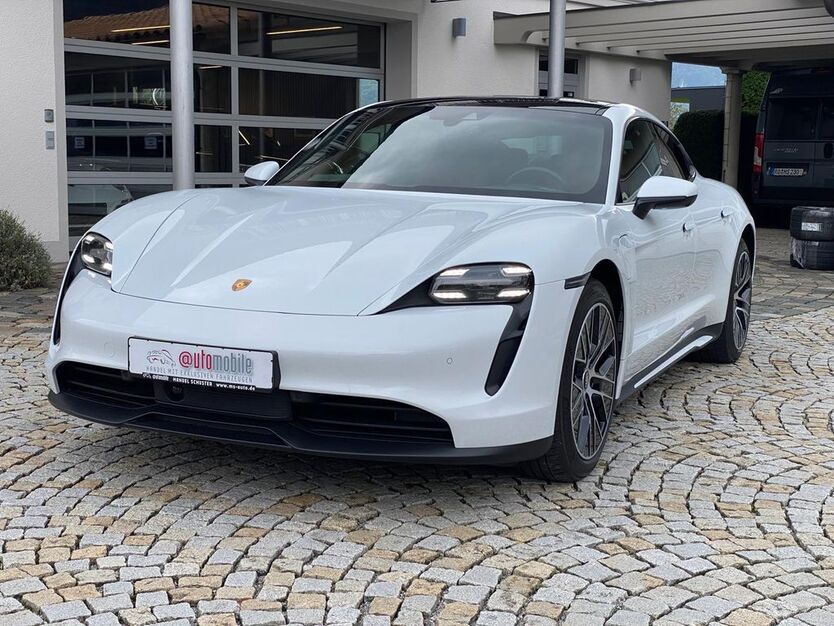 Porsche Taycan 63.481 km 57.950 € Flintsbach am Inn 83126