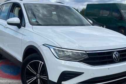 VW Tiguan 176.123 km 16.500 &euro; Mittenwalde 15749