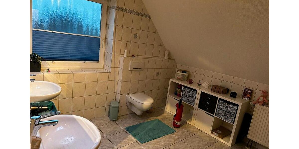 Dachgeschoßwohnung Wurster Nordseeküste - 2.5 Zimmer, 76 m&sup2;, 650&euro; | Angebot:25311420