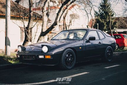 Porsche 924