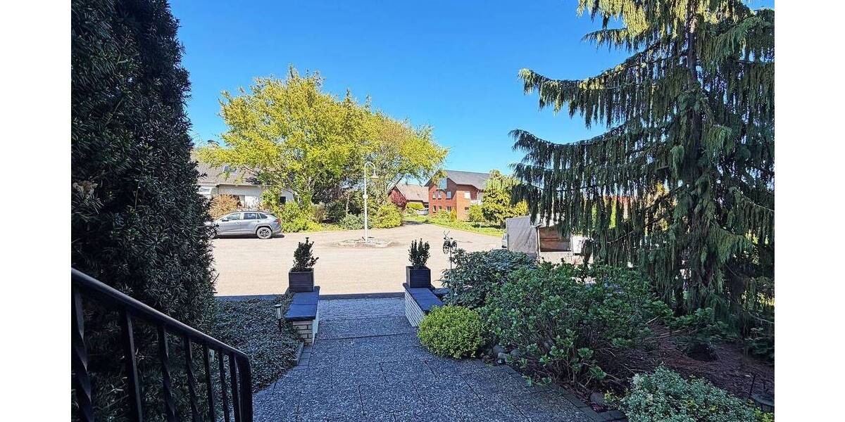 Einfamilienhaus Hille - 6 Zimmer, 155 m&sup2;, 285.000&euro; | Angebot:26438807