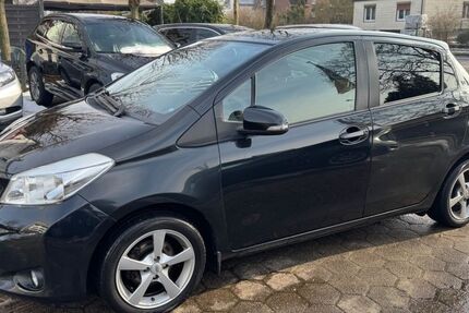 Toyota Yaris 200.000 km 3.900 &euro; Stelle 21435