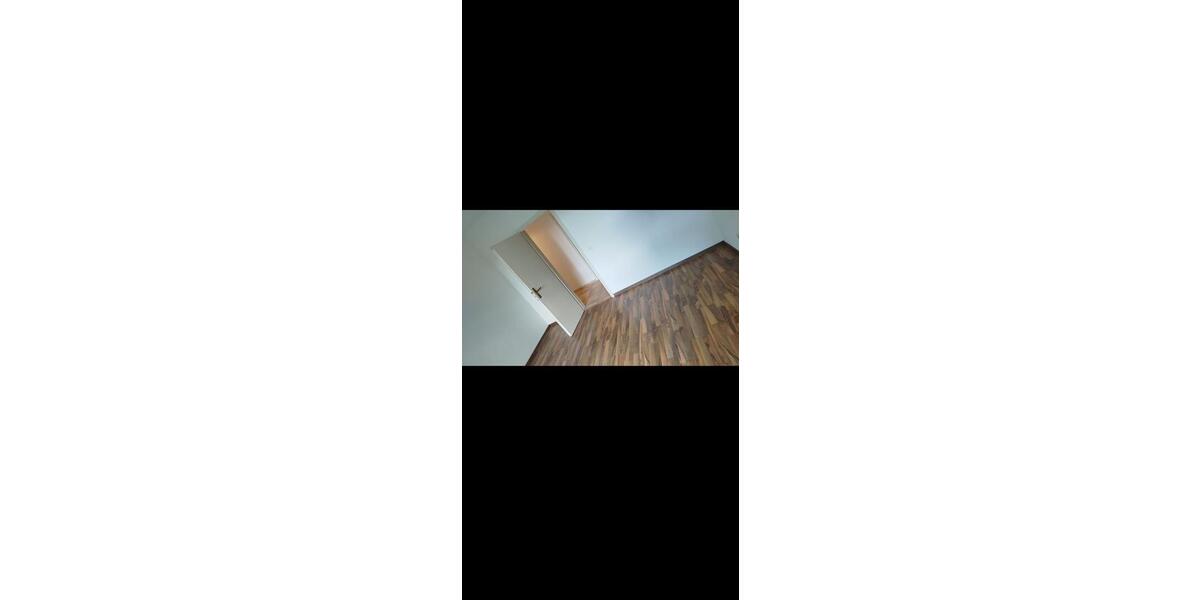 Etagenwohnung Bergen - 3 Zimmer, 73 m&sup2;, 75.000&euro; | Angebot:26485543