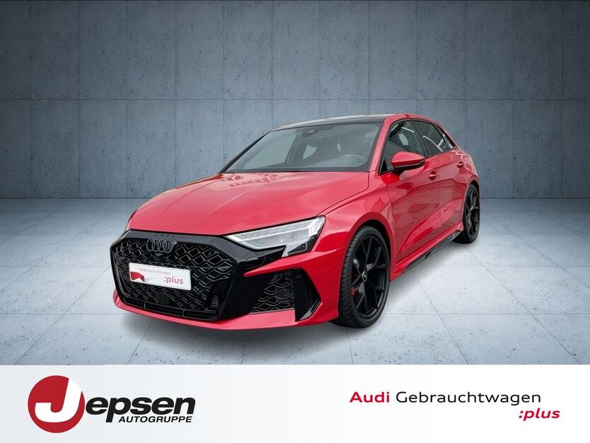 Audi RS3 9.900 km 66.480 € Regensburg 93059